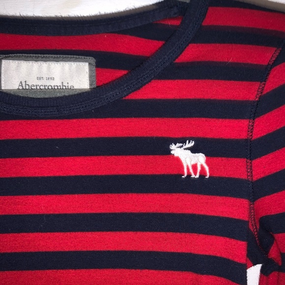 🧡 50% off bundles! Abercrombie & Fitch Long Sleeve shirt - Picture 3 of 5